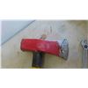 Image 2 : 3 Axes - 1 is a Splitter Axe