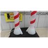 Image 8 : 2 Candy Cane Blow Molds 40'' Tall