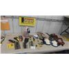 Image 1 : Trowels, Scrapers, Carpenter Belt, Knee Pads & More