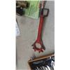 Image 8 : New Old Stock Digital Gas Meter , Grinding Wheels, Organizer, Carving Set & More