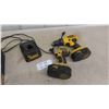 Image 1 : Dewalt 18V Drill , 1/4'' Impact Driver with Charger and 2 Batteries