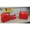 Image 1 : 3 Gas Cans (2) 20L (1) 4.7L