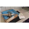 Image 1 : Thimble Drone P-40 War Hawk 14'' x 20''