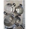 Image 3 : 10 Stewing Pots , 6 Lids