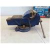 Image 2 : Mastercraft 5'' Bench Vice 
