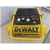 Image 2 : DeWalt 2 Gallon Hand Carry Compressor with Hose 
