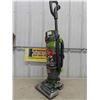 Image 1 : Hoover Air Lift Upright Vacuum