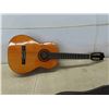 Image 2 : Hondo Acoustic Guitar with Hard Case