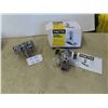 Image 1 : 2 Chrome Finish Bathroom Faucets