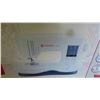 Image 2 : Single Legacy C440Q Sewing Machine 