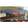 Image 2 : New Bachmann Pacific Flyer Train Set
