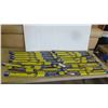 Image 1 : 17 New Auto Windshield Wipers 22cm up to 28cm