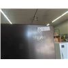 Image 4 : Whirlpool Side by Side Fridge with Bottom Freezer 70'' x 36'' x 32'' - Appears 