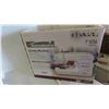 Image 8 : Kenmore Model 16764 Portable Sewing Machine with 64 Stitch Functions