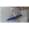 Image 2 : Roof Snow Rake with Handle Extension