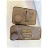 Image 8 : 2 Vintage 1 Gallon Tins : Peerless & BA , 2 Glass Kerosene Pails 