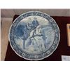 Image 2 : 7 Pieces of Delfts , New Delftware Cheese Cutting Board with Knife