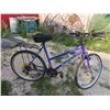 Image 7 : Norco Girls Bike 26'' with Kick Stand and Back Parcel Carrier 