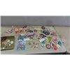 Image 1 : Pin Back Buttons , Sports Magazine , Patches & More 