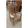 Image 1 : Wood Rocking Chair 