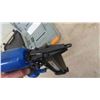 Image 3 : 2 Air Nailers: Paslode 90F 40B , CA Model APF1850