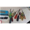 Image 2 : 1/4'' Air Die Grinder, Screw Drivers, Allen Wrenche, 1/2'' Torque Wrench 