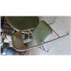 Image 2 : Mid Century Round Table with Chairs 