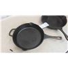 Image 2 : 2 Cast Frying Pans