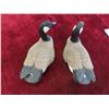 Image 3 : 2 Hand Crafted Geese 6'' x 3 1/4'' x 3''