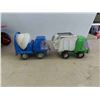 Image 2 : 2 Buddy L Trucks 5 1/4'' x 3'' x 3'' , 1901 Metal Battery Operated Car