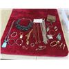 Image 1 : Fashion Jewelry: Necklaces, Hair Clips, Earrings, Bracelets & More 