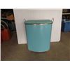 Image 1 : Vintage Teal Hamper