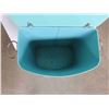Image 2 : Vintage Teal Hamper