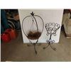 Image 1 : 2 Wrought Iron Plant Stands 