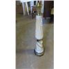 Image 2 : Electric Lamp 52'' - Could Be Floor or Table Top 
