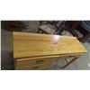 Image 3 : Desk 31'' x 50 1/2'' x 16'' 