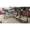 Image 1 : 6 Matching Dining Room Chairs (2) Captain