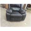 Image 2 : Leather/Leather-Style Comfy Recliner 