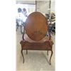 Image 8 : 1/4 Cut Oak Vanity Dresser 31'' x 39'' x 20'' Plus Mirror 31'' x 22''