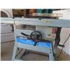 Image 2 : Delta QT10 Table Saw 