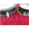 Image 2 : 2 Vintage Pressure Gauges 9 1/2'' + 5'' Across