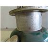 Image 2 : 2 Coleman Lanterns Models 321B & 321C , 2 Globes