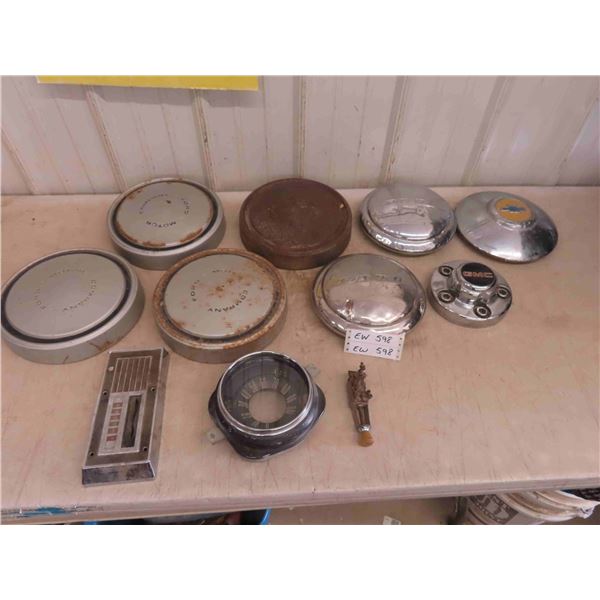 Ford/Chevy Hub Caps, Dash Gauge with Speedometer Temp Battery Oil 