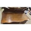Image 3 : Vintage Oak Dresser 34'' x 47'' x 22'' with Mirror 34'' x 34''