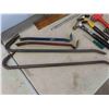 Image 2 : (2) 3/8'' Power Drill , Levels, Pry Bars, Hammers & More 