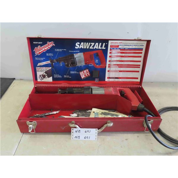 Milwaukee Power Sawzall with Extra Blades and Metal Case