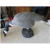 Image 3 : 3 Geese Decoys - Largest is 35'' x 13'' x 17 1/2''
