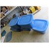 Image 3 : 5 Matching Storage Totes All with Lids 