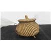 Image 2 : Vintage First Nations Haida Miniature Footed Sweet Grass Lidded 