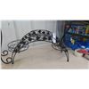 Image 2 : 4 Wrought Iron Planters